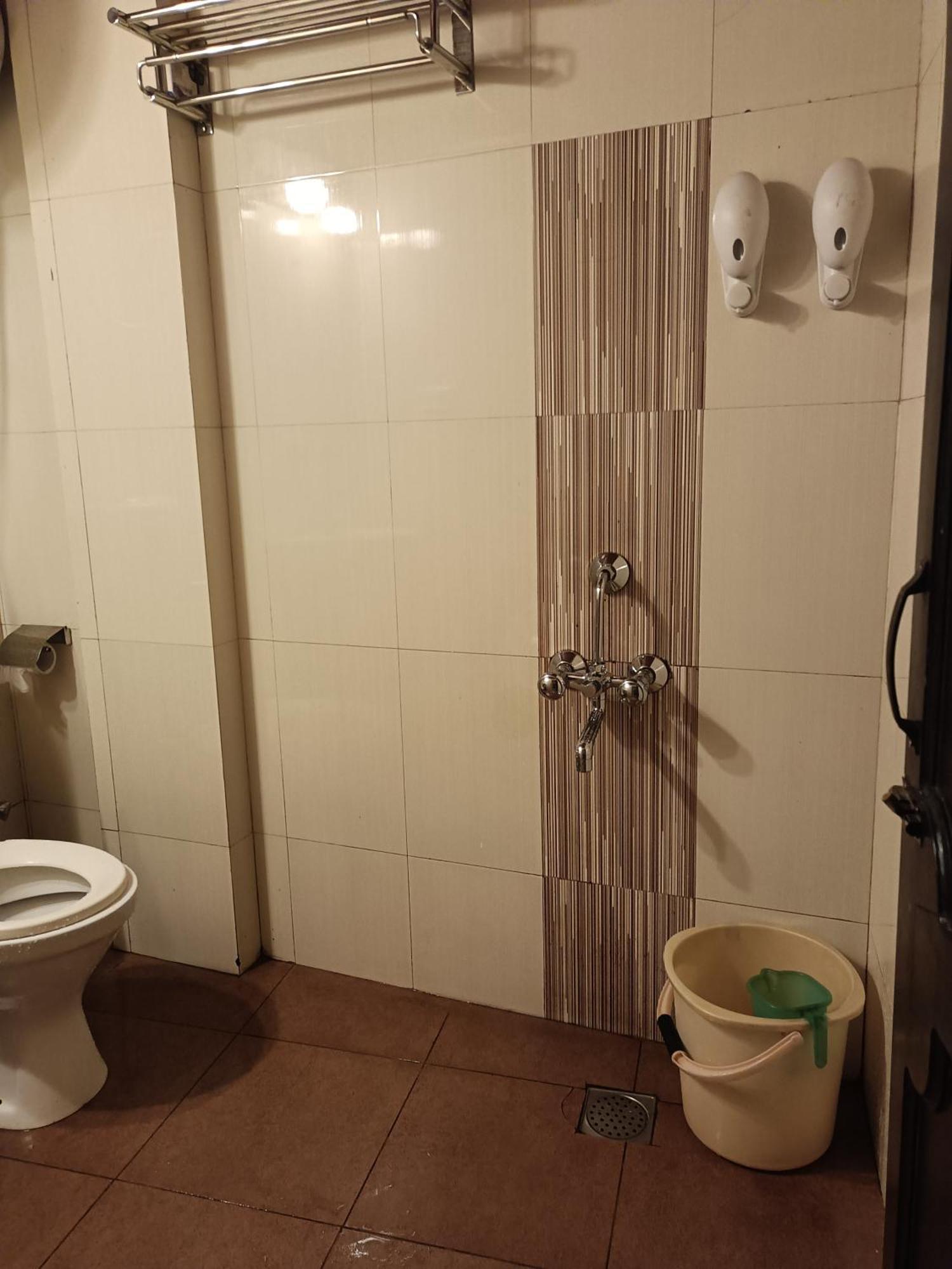 Hotel Serene شيلونغ المظهر الخارجي الصورة